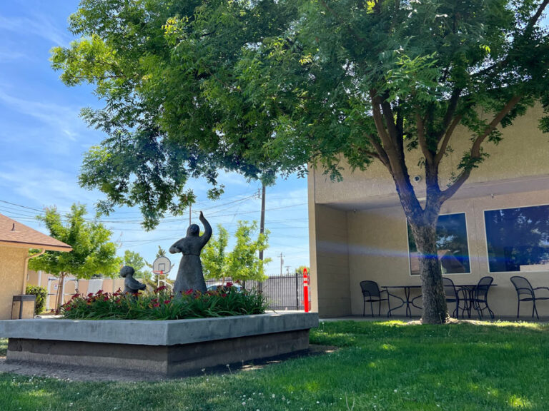 Holy Cross Health Wellness Center  768x576